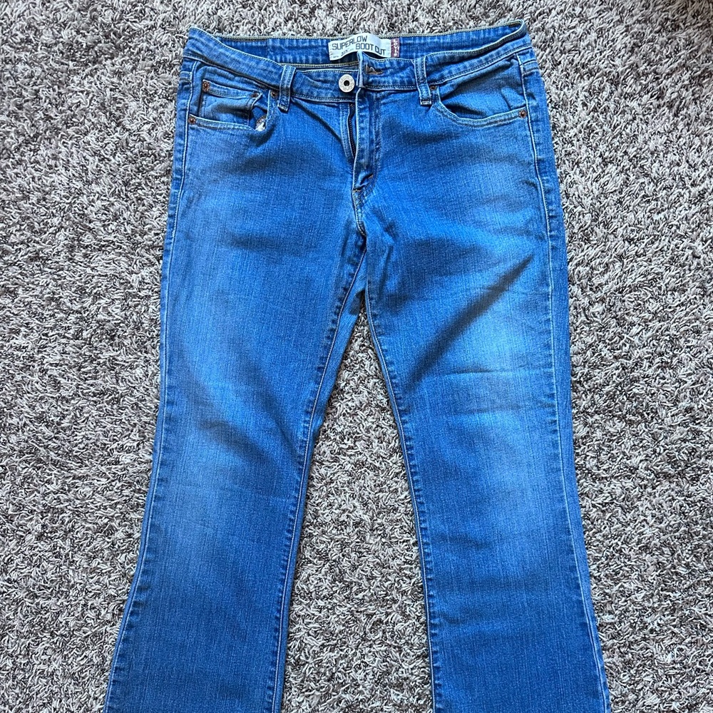 women Levi's jeans superlow